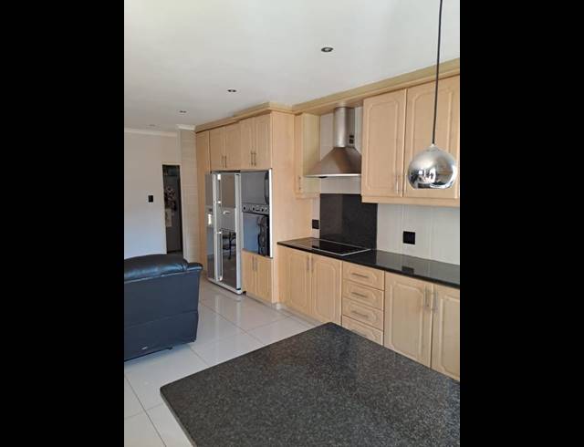 3 BEDROOM SIMPLEX FOR SALE IN PARK HILL